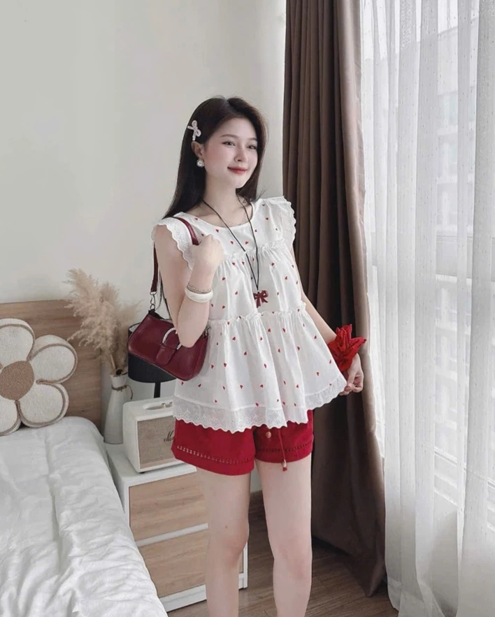 Screenshot 2025-09-15 174521 Set áo cánh tiên tim đỏ mix quần sooc
