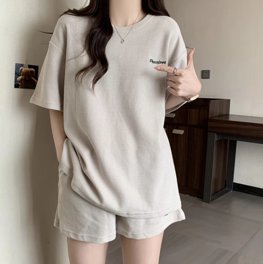 Screenshot 2025-09-16 164400 Bộ thể thao nữ mùa hè