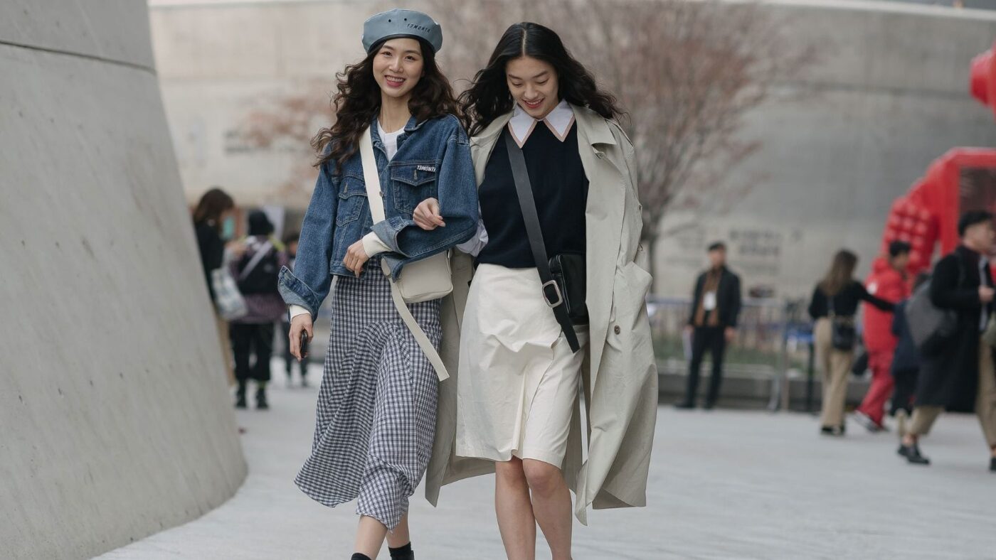 “cách phối đồ nữ đi chơi đơn giản váy liền thân”